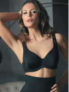 podprsenka BASIC CONTROL