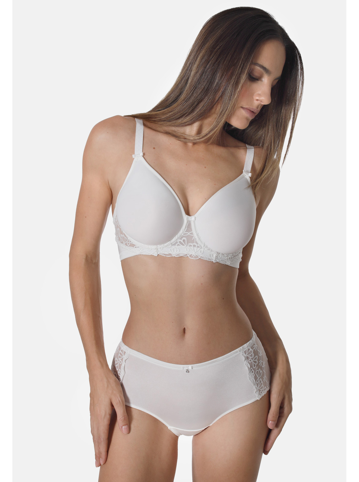 Nohavičky s vyšším pásom FAMOUS EMBROIDERY Nohavičky s vyšším pásom FAMOUS EMBROIDERY